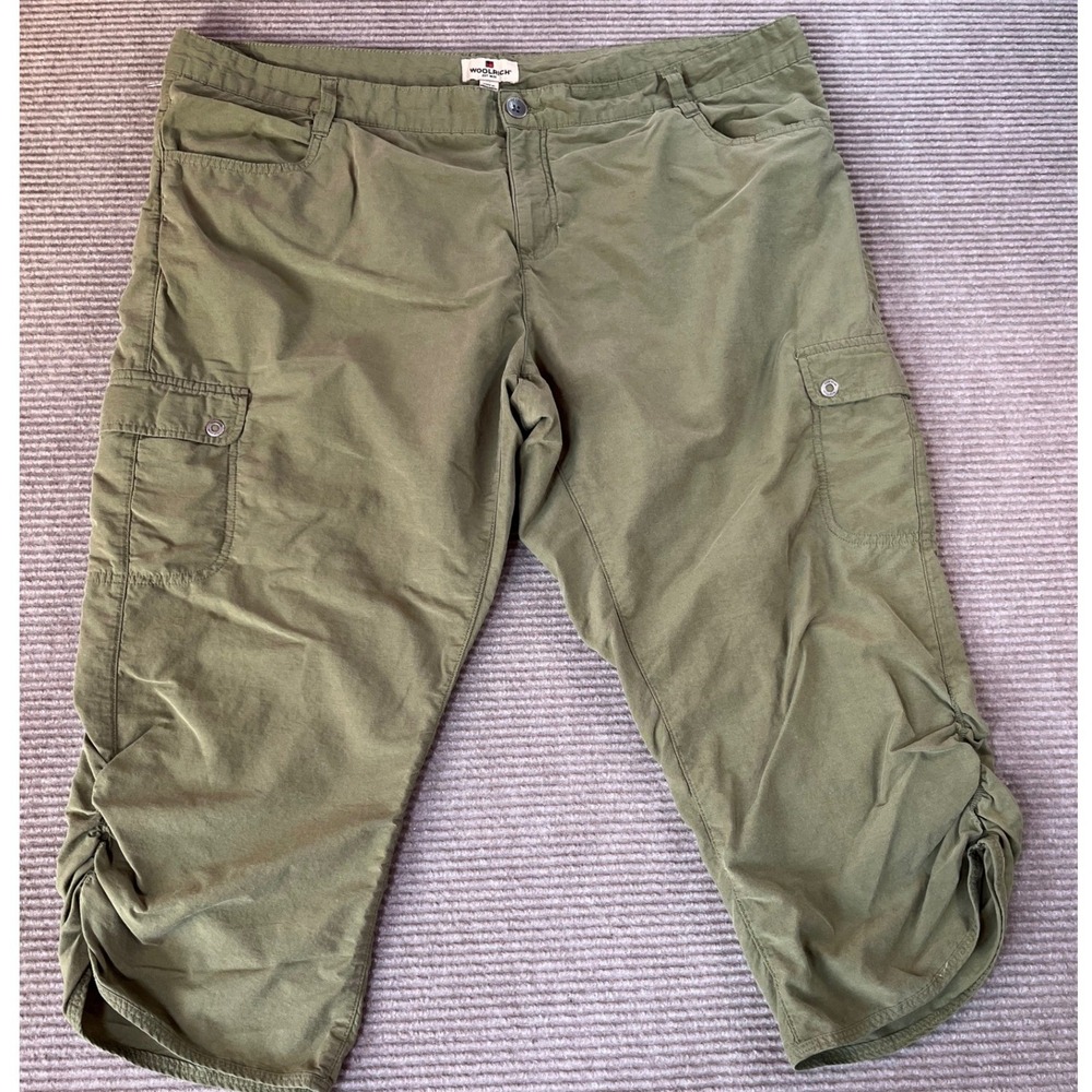 Woolrich Womens Size 14 Olive Green Cargo Capri Pants Ruched Hem Cotton Nylon